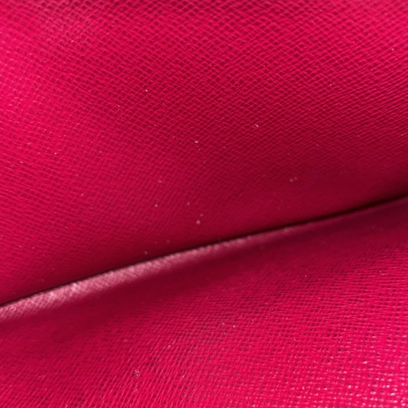 Authentic Louis Vuitton full-size Eppy red wallet - Picture 5 of 6